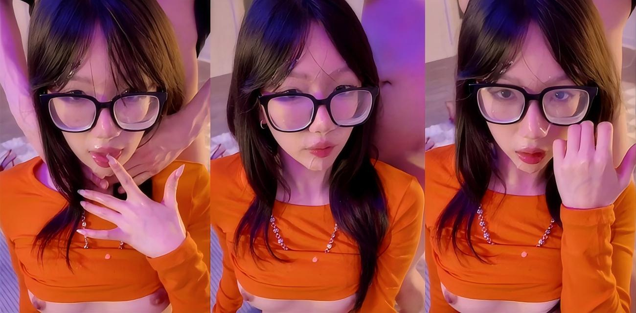 外网高颜值网红【aryminh】大尺度私拍，眼镜妹口交技术高超深喉吞吐榨精颜射，销魂表情浪到骨子里